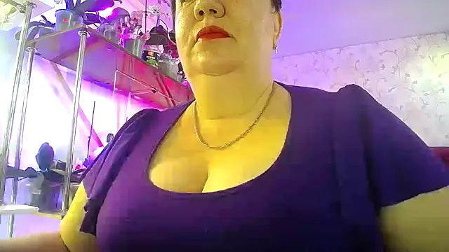Snapshot of _Sweet_Woman chatting on 04.25.26 Sweet Woman online show from 04.25.26