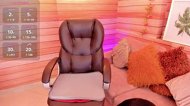 marien thomson  online show from 02.07.25