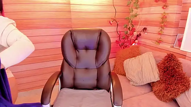 marien thomson  online show from 02.11.25