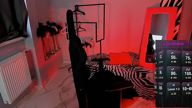 LadyIzabel online show from 11.04.25