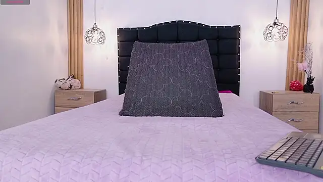 FULL TENTATION  online show from 03.25.26