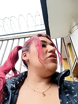 sarita moller online show from 02.15.25