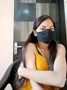 Snapshot of Bulbul_02 chatting on 12.08.24 Bulbul 02 online show from 12.08.24