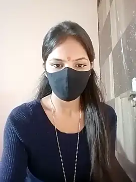 Snapshot of Bulbul_02 chatting on 12.20.24 Bulbul 02 online show from 12.20.24