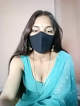 Snapshot of Bulbul_02 chatting on 12.30.24 Bulbul 02 online show from 12.30.24