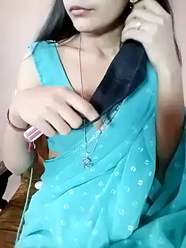 Snapshot of Bulbul_02 chatting on 01.08.25 Bulbul 02 online show from 01.08.25