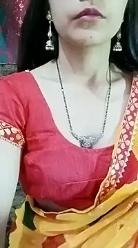 Snapshot of Bulbul_02 chatting on 03.08.25 Bulbul 02 online show from 03.08.25