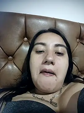 Hellen Alex online show from 04.22.26