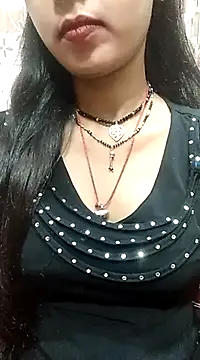 Snapshot of Sharmila-Singh chatting on 02.21.25 Sharmila-Singh online show from 02.21.25