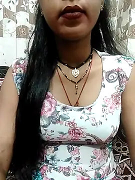 Snapshot of Sharmila-Singh chatting on 03.02.25 Sharmila-Singh online show from 03.02.25