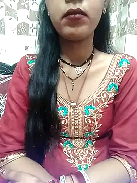 Snapshot of Sharmila-Singh chatting on 03.05.25 Sharmila-Singh online show from 03.05.25