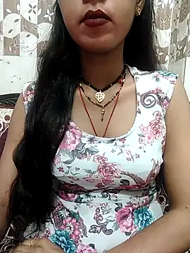 Snapshot of Sharmila-Singh chatting on 03.08.25 Sharmila-Singh online show from 03.08.25