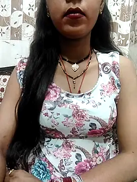 Snapshot of Sharmila-Singh chatting on 03.11.25 Sharmila-Singh online show from 03.11.25