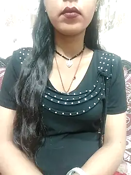 Snapshot of Sharmila-Singh chatting on 03.12.25 Sharmila-Singh online show from 03.12.25