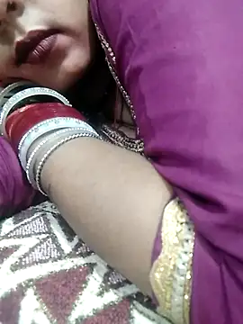 Snapshot of Sharmila-Singh chatting on 03.17.25 Sharmila-Singh online show from 03.17.25