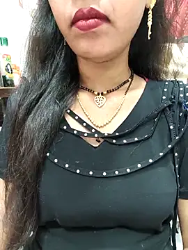 Snapshot of Sharmila-Singh chatting on 09.11.25 Sharmila-Singh online show from 09.11.25