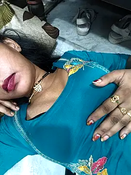 Snapshot of Sharmila-Singh chatting on 09.19.25 Sharmila-Singh online show from 09.19.25