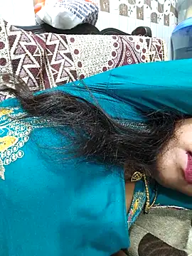 Snapshot of Sharmila-Singh chatting on 09.21.25 Sharmila-Singh online show from 09.21.25