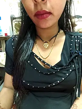 Snapshot of Sharmila-Singh chatting on 10.13.25 Sharmila-Singh online show from 10.13.25