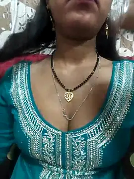 Snapshot of Sharmila-Singh chatting on 02.19.26 Sharmila-Singh online show from 02.19.26