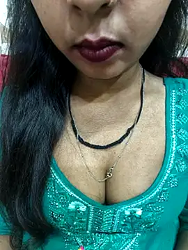Snapshot of Sharmila-Singh chatting on 04.03.26 Sharmila-Singh online show from 04.03.26