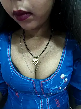 Snapshot of Sharmila-Singh chatting on 04.18.26 Sharmila-Singh online show from 04.18.26