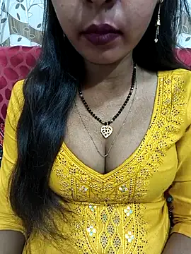 Snapshot of Sharmila-Singh chatting on 04.19.26 Sharmila-Singh online show from 04.19.26