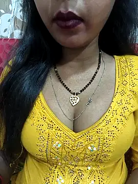 Snapshot of Sharmila-Singh chatting on 04.22.26 Sharmila-Singh online show from 04.22.26