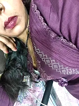 Snapshot of Sharmila-Singh chatting on 05.07.26 Sharmila-Singh online show from 05.07.26