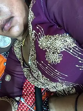 Snapshot of Sharmila-Singh chatting on 05.21.26 Sharmila-Singh online show from 05.21.26