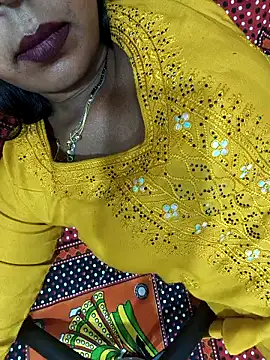 Snapshot of Sharmila-Singh chatting on 05.26.26 Sharmila-Singh online show from 05.26.26