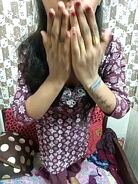 Snapshot of Sharmila-Singh chatting on 05.30.26 Sharmila-Singh online show from 05.30.26