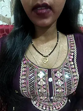 Snapshot of Sharmila-Singh chatting on 05.31.26 Sharmila-Singh online show from 05.31.26