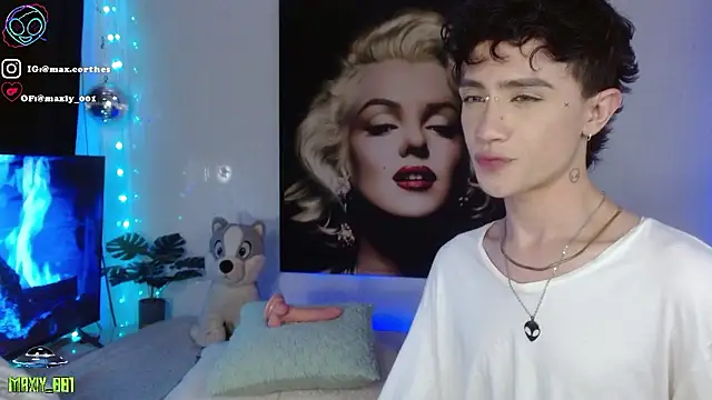 Snapshot of maxiy_001 chatting on 01.18.26 maxiy 001 online show from 01.18.26