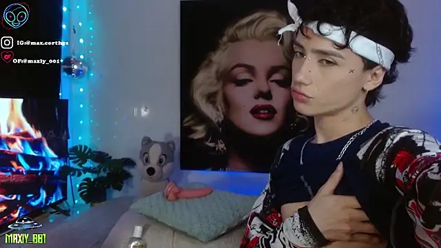 Snapshot of maxiy_001 chatting on 02.01.26 maxiy 001 online show from 02.01.26