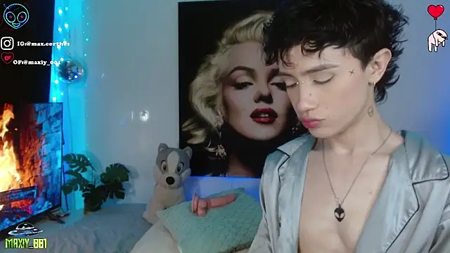 Snapshot of maxiy_001 chatting on 02.18.26 maxiy 001 online show from 02.18.26