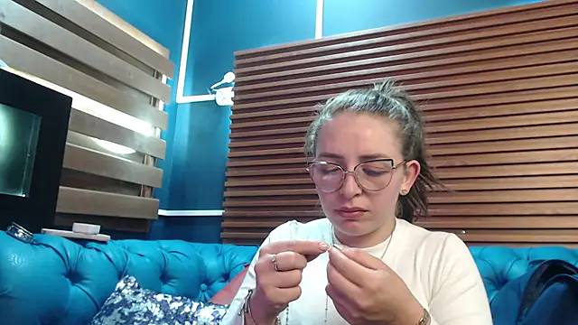  isaabellaa online show from 02.17.25