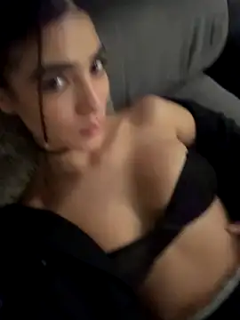 Olivia Collins1 online show from 11.30.25