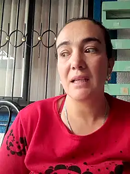 skayhot  online show from 12.18.24