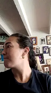 skayhot  online show from 01.15.25