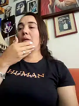 skayhot  online show from 01.15.25