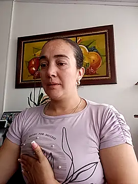 skayhot  online show from 03.06.25