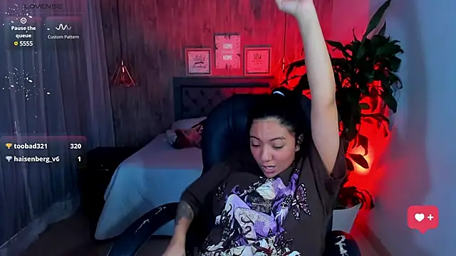 Snapshot of miichael_black chatting on 02.25.25 miichael black online show from 02.25.25