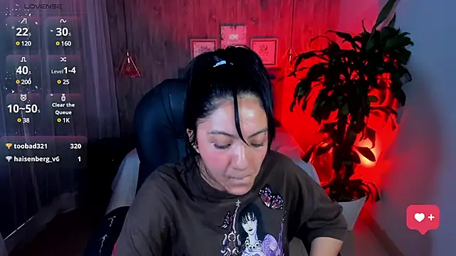 Snapshot of miichael_black chatting on 02.25.25 miichael black online show from 02.25.25