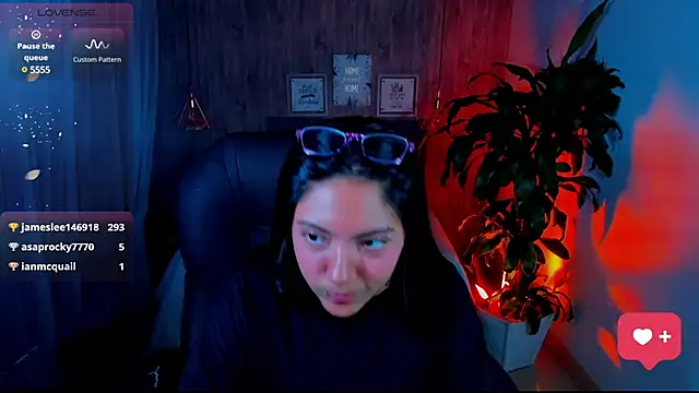 Snapshot of miichael_black chatting on 03.08.25 miichael black online show from 03.08.25