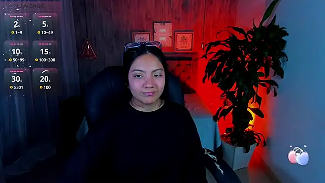 Snapshot of miichael_black chatting on 03.15.25 miichael black online show from 03.15.25