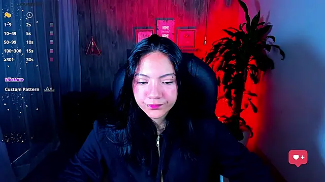 Snapshot of miichael_black chatting on 03.21.25 miichael black online show from 03.21.25