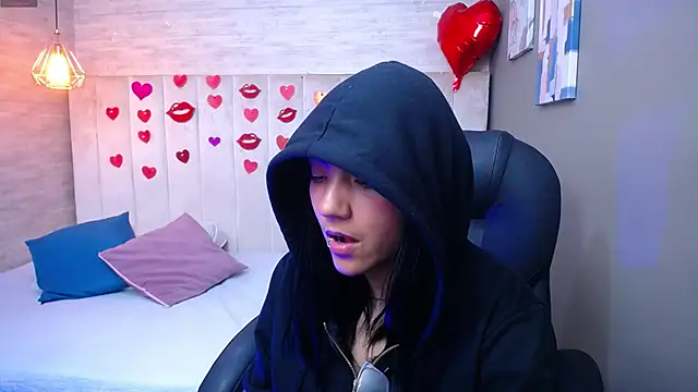 Snapshot of miichael_black chatting on 03.21.25 miichael black online show from 03.21.25