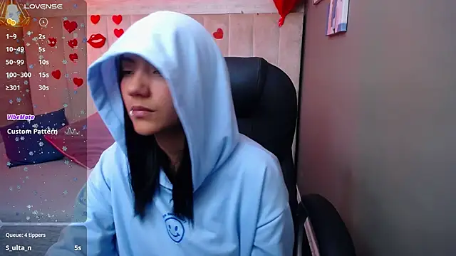 Snapshot of miichael_black chatting on 03.22.25 miichael black online show from 03.22.25