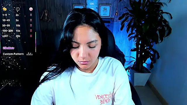 Snapshot of miichael_black chatting on 09.13.25 miichael black online show from 09.13.25